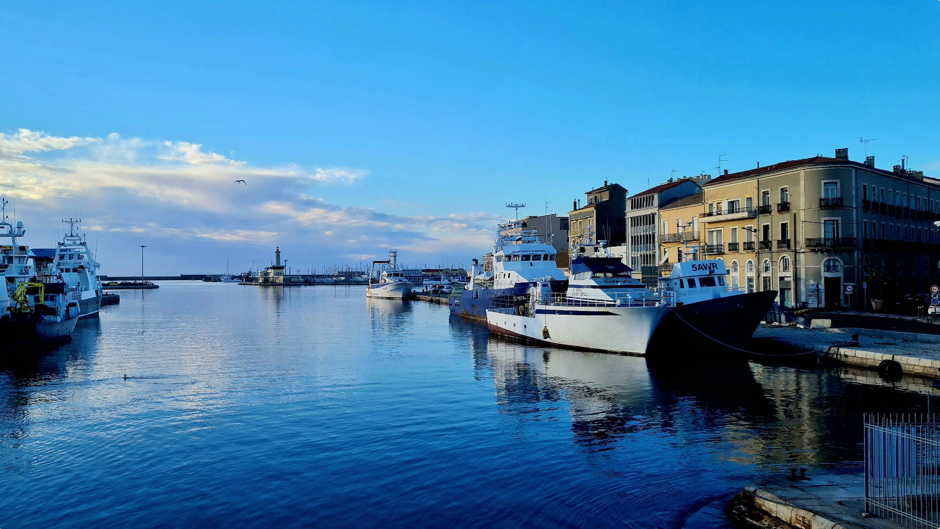 Toutes les vadrouilles 2 les-vadrouilles-de-karine-cote-port-de-sete