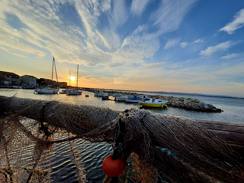 Sortie en bateau sur l'étang de Thau au crépuscule, Réservation en ligne